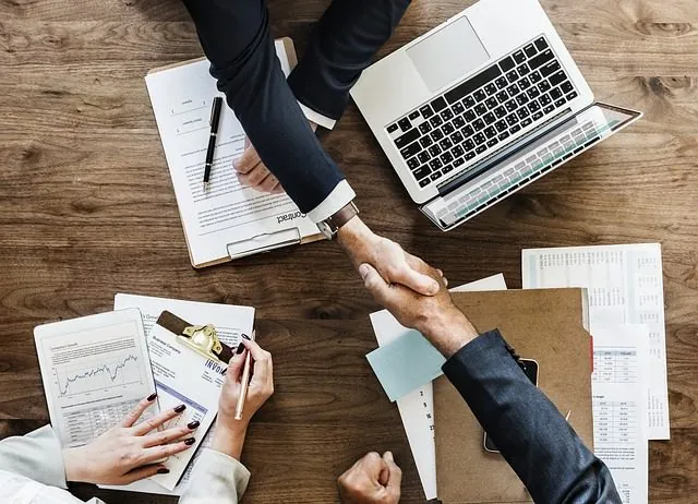Ký hợp đồng cầm xe máy minh bạch giữa hai bên